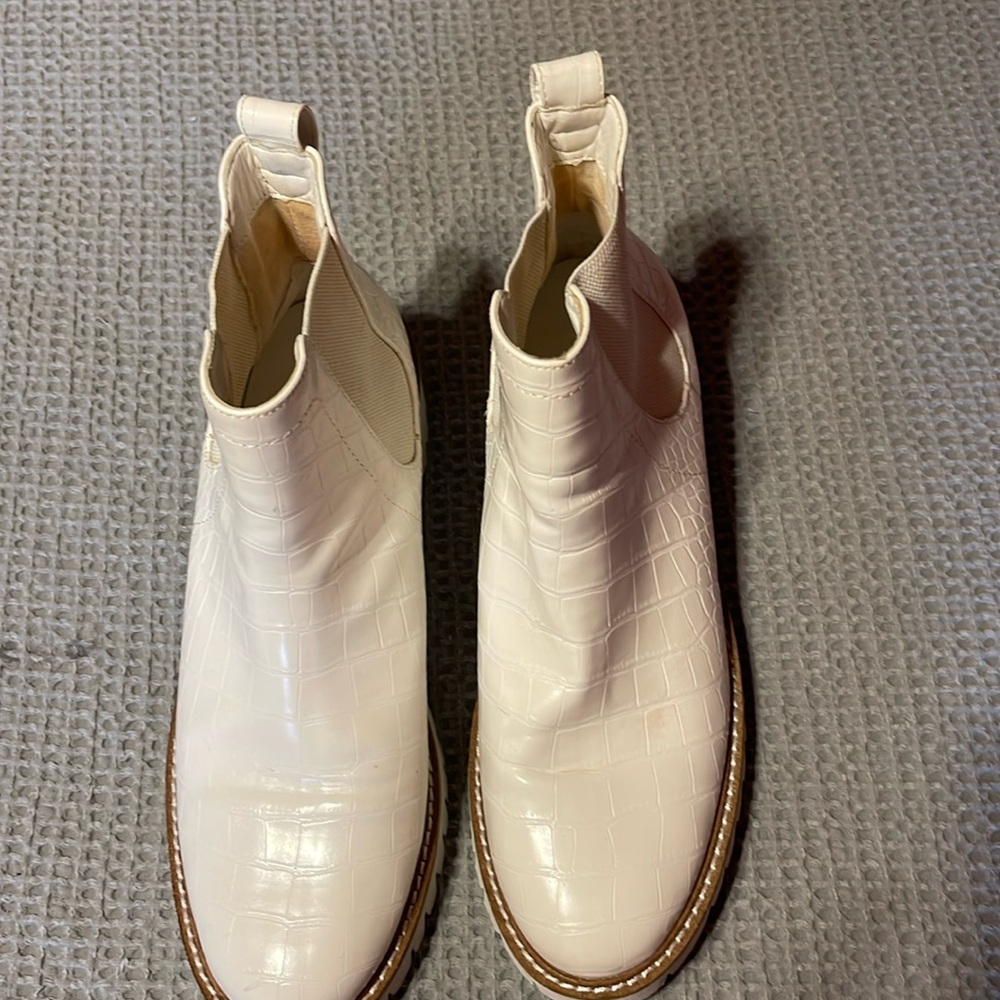 Coconut by Matisse booties worn twice
